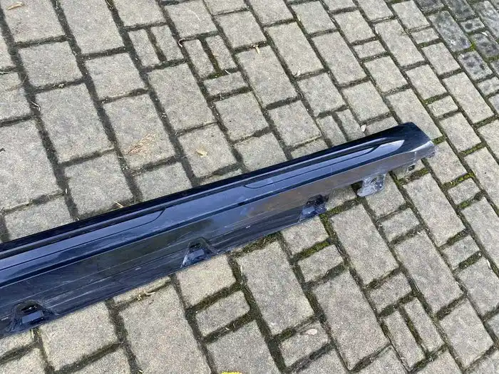 Mercedes EQS Listwa Progowa Prawa