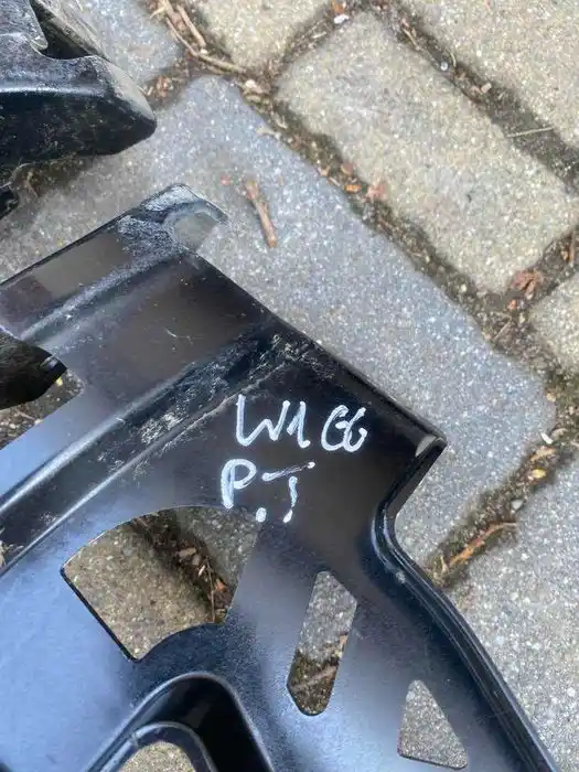 Mercedes W166 Ślizg Zderzak Tył Lewy Prawy