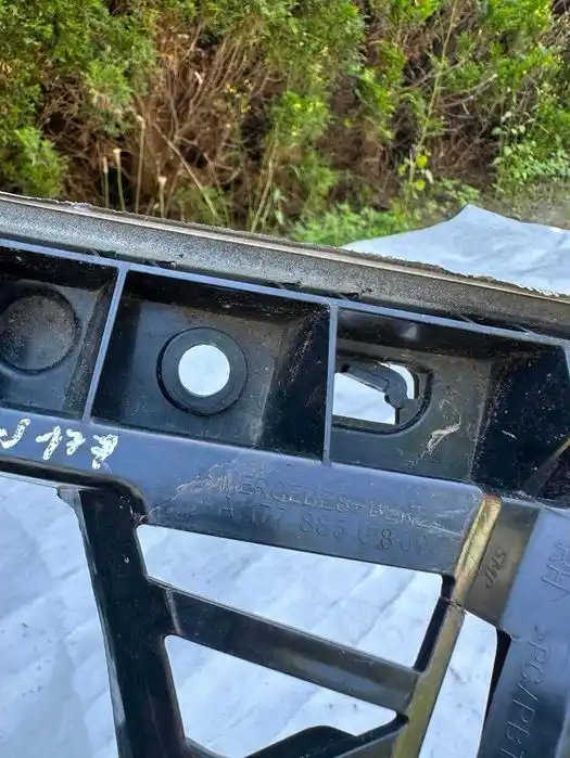 Mercedes A Klasa W177 Mocowanie Zderzaka Lewy Tył
