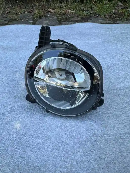 BMW F20 F30 F31 Lift Lampa Przeciwmgielna Lewy Przód