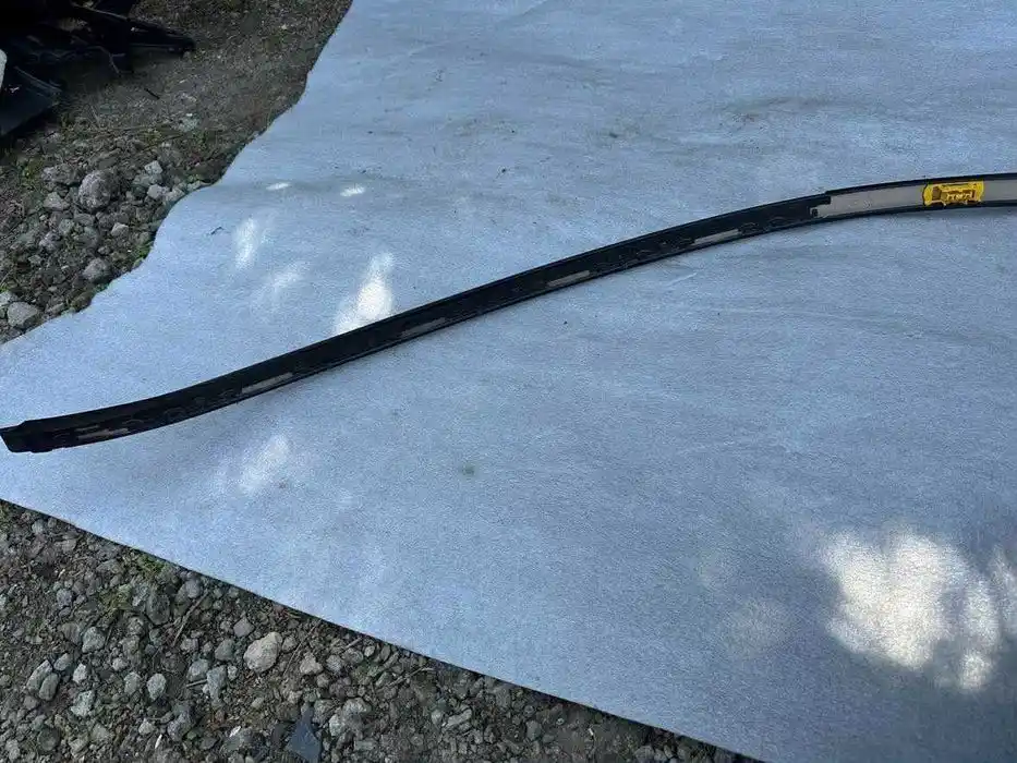 Mercedes B Klasa W246 Listwa Dachowa Lewa Prawa