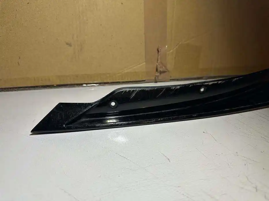 Mercedes A Klasa W176 AMG Listwa Zderzaka Przód Prawa