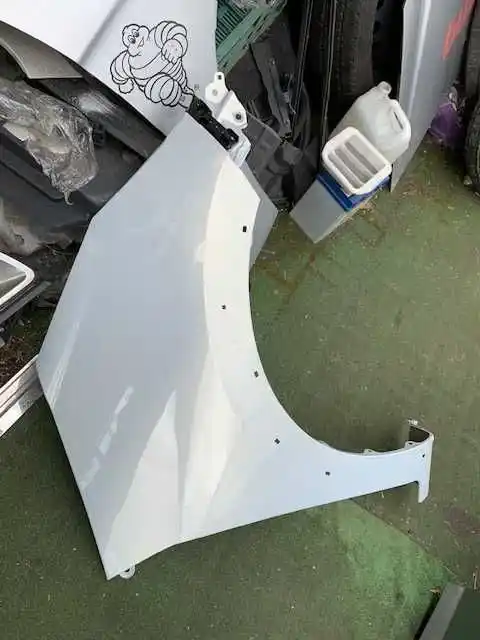 Honda jazz Crosstar Blotnik Prawy Przód