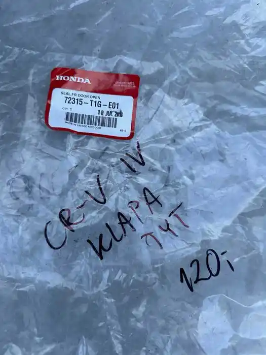 Honda CR-V IV Uszczelka Klapy Bagażnika OEM
