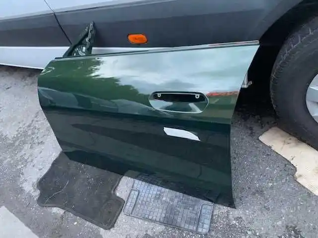 BMW 4  Lift  G22 G23 G24  Drzwi lewe ładne kolor