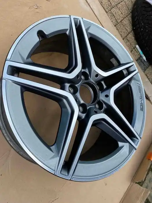 Mercedes CLA W177 Pojedyncza Felga 18