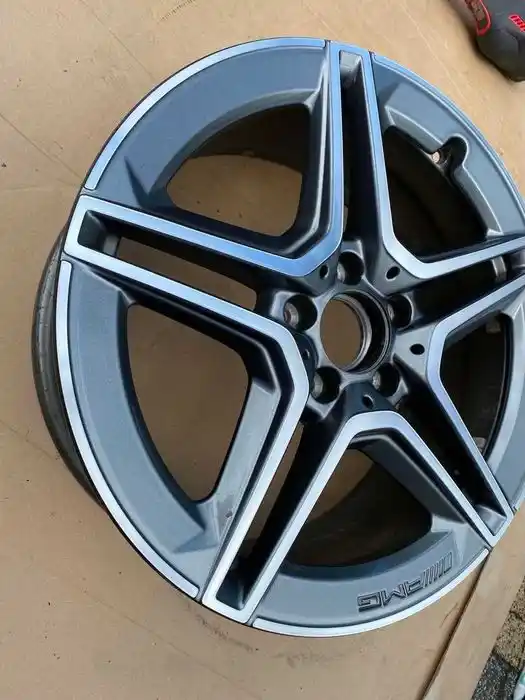Mercedes CLA W177 Pojedyncza Felga 18