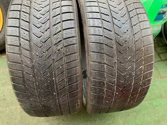 Opona Zimowa Gripmax 20 SureGripPro 245/30R20   7mm