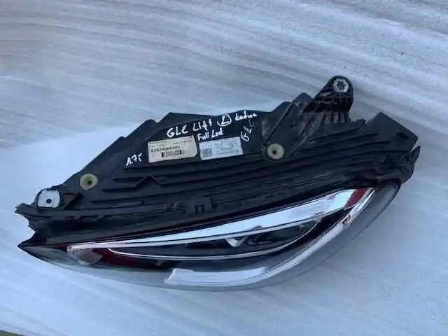 MERCEDES GLC  W253 Lift lampa lewa fulled Ładna