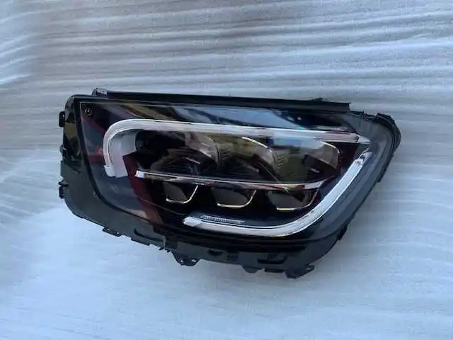MERCEDES GLC  W253 Lift lampa lewa fulled Ładna