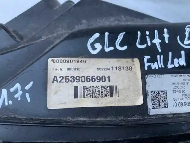 MERCEDES GLC  W253 Lift lampa lewa fulled Ładna