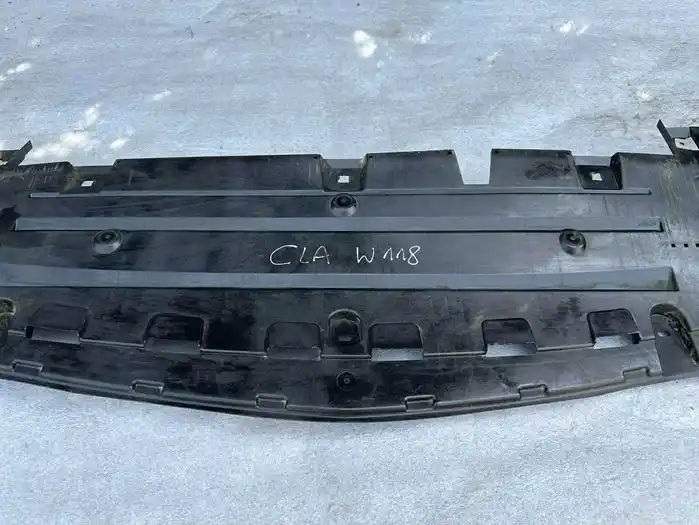 Mercedes CLA W118 AMG Osłona Pod Zderzak