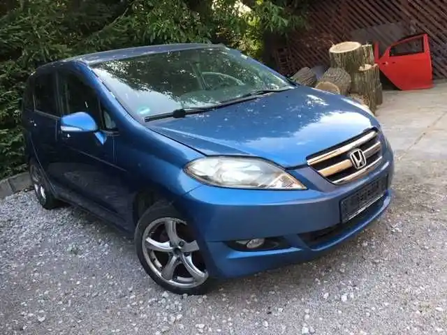 Honda FRV- Błotnik Prawy B537M