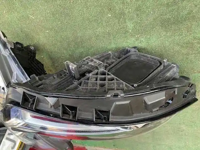 MERCEDES A Klasa W177  lampa prawa Fulled Ładna