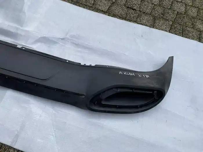 Mercedes A Klasa W177 Dokładka Zderzak Tył