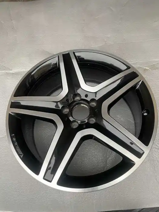 Mercedes GLA W156 Pojedyńcza Felga 19