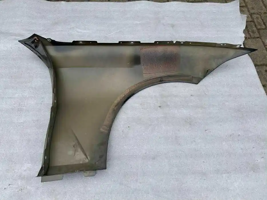 BMW 3 G20 G21 Błotnik Przód Przedni Lewy w kolor C36