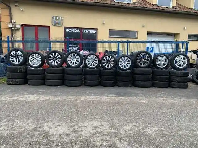 HONDA CRV III  IV Koła zima 17  Nokian