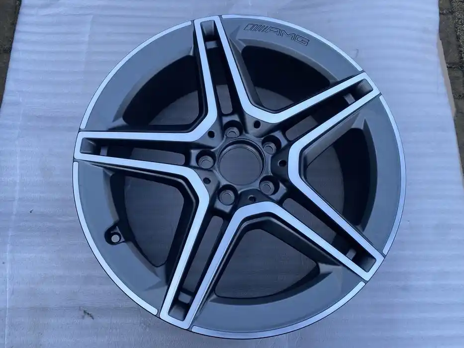 Mercedes A Klasa W177 Pojedyńcza  Felga 18