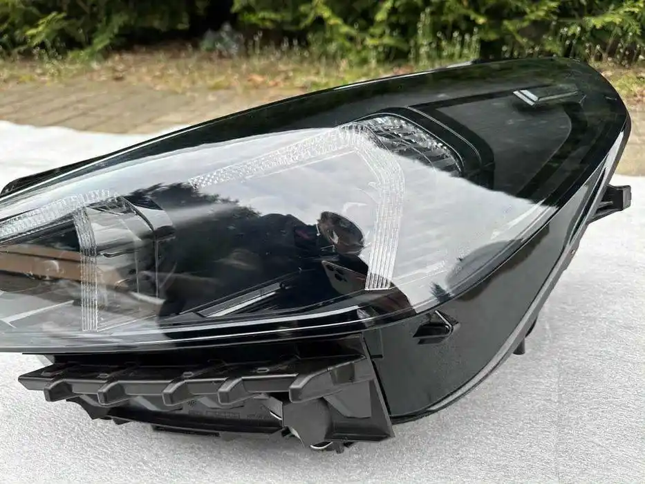 BMW X1 U11 Lampa Przód Przednia Lewa Full Led Shadow