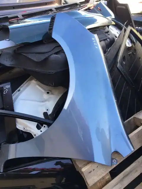 Honda Civic VII 3/5d 2001 lift - Błotnik Niebieski Kod Koloru b512m