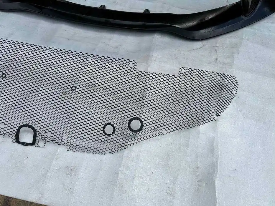Aston Martin Vantage Dokładka Zderzaka