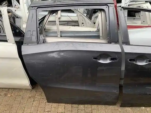 Honda Odyssey V 2017 - drzwi prawe przód