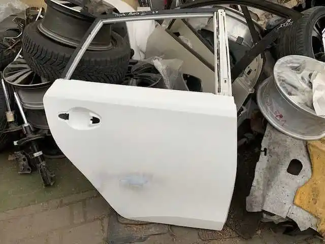 Toyota Auris II 2023- Drzwi Prawe Tylne