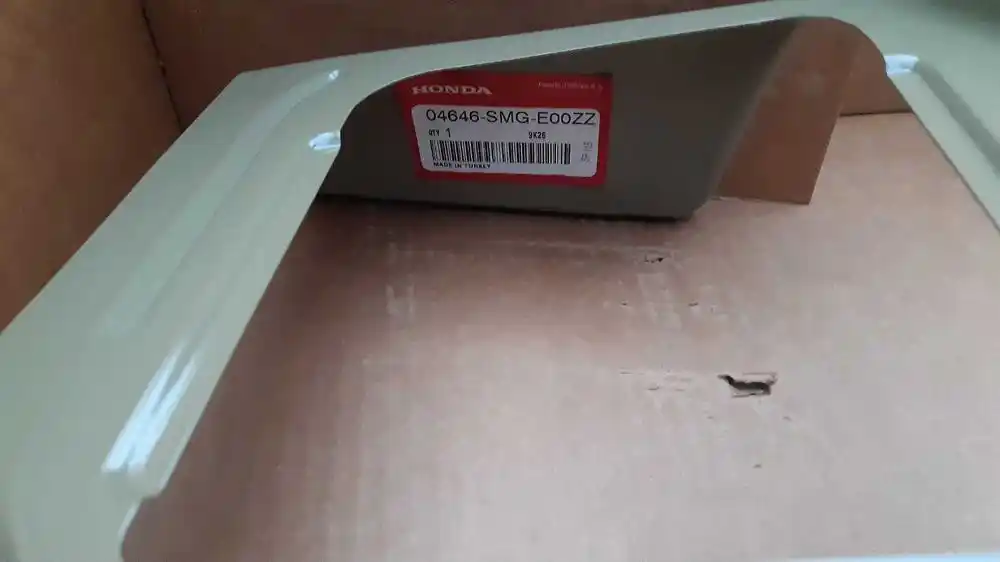 HONDA  Civic VIII UFO 5d Błotnik lewy Tył OEM HONDA