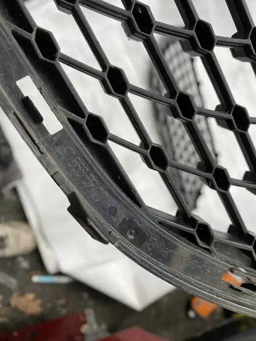 Mercedes GLE W167 Kratka Zderzaka Lewa Prawa