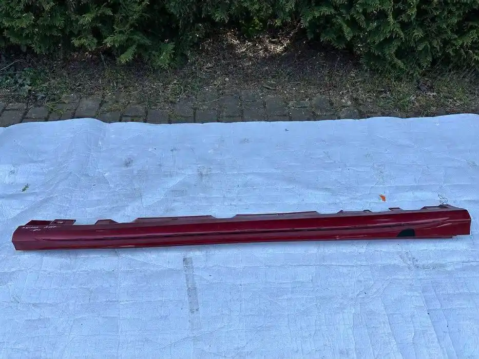 Mercedes A Klasa W177 Listwa Progowa Prawa
