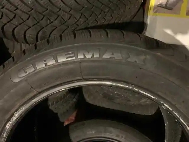 Opony Zimowe 17 Gremax Captur    215/55/17  8mm