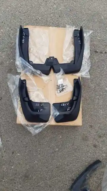 Honda CR-V V Chlapacze OEM