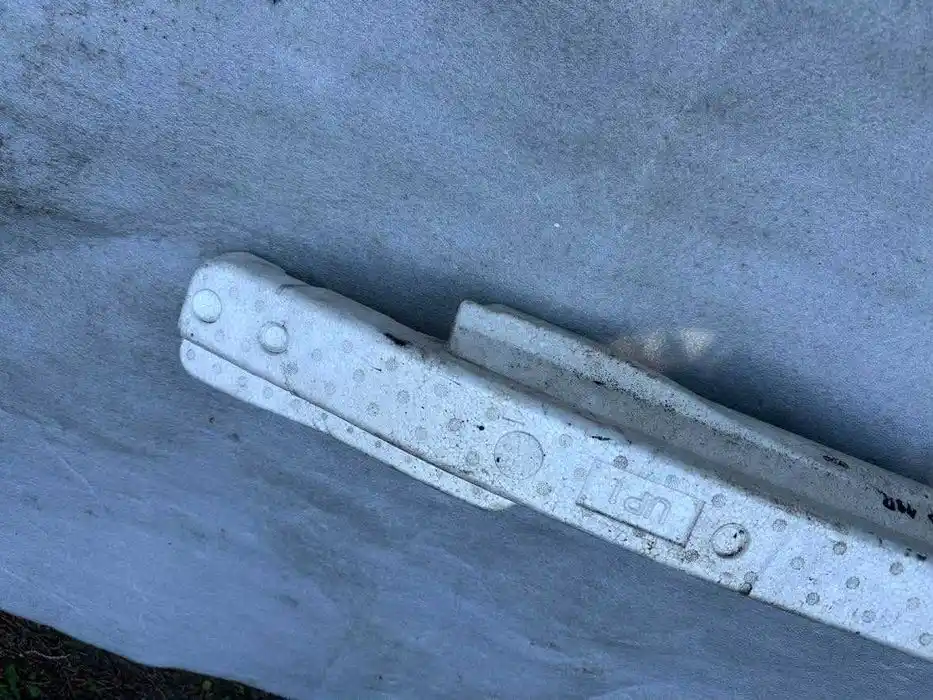 Toyota Yaris III Lift Absorber Zderzaka Przód