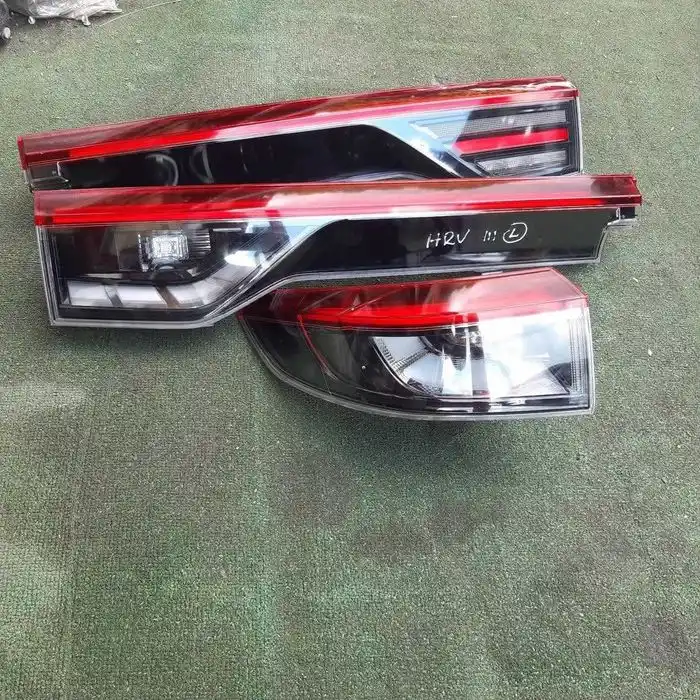 Honda HRV III 2021- Lampa Wewnetrzna