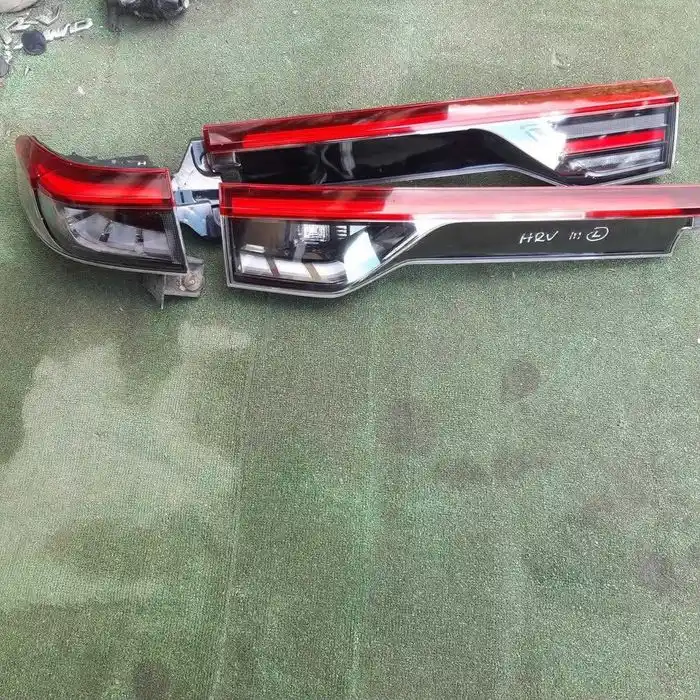 Honda HRV III 2021- Lampa Wewnetrzna