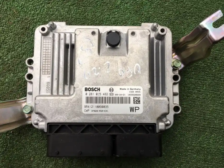 Honda Civic VIII 2.2 d 2009 Lift Komputer Silnika Sterownik