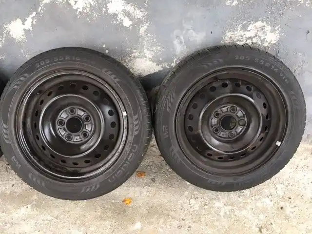 Honda Civic VIII IX Koła Zima 16 Nokian 205/55/16