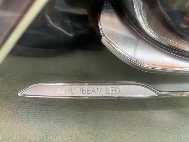 Mercedes E Klasa w213   Lampa