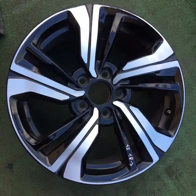 Honda Civic X 4d Sedan 2018- Felga 17 Cal