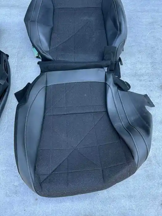 Honda HR-V III Tapicerka Fotela Lewy Przód