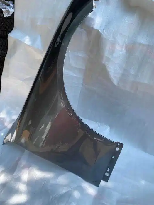 Mercedes E Klasa W213 Błotnik Przód Prawy