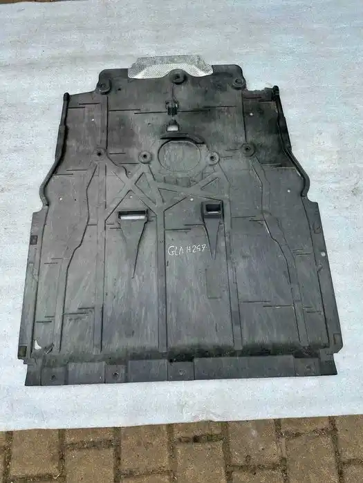 Mercedes W177 W118 W247 Osłona Silnika Dolna