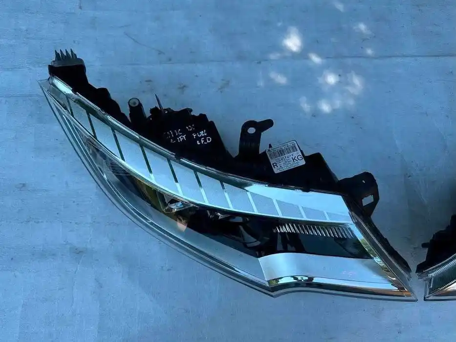 Honda Civic IX 2015- Lampa Przednia lewa Prawa Full Led
