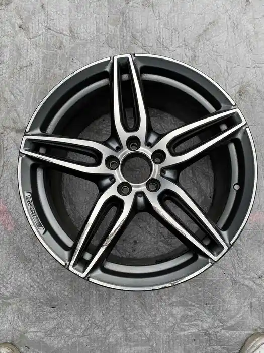Mercedes E-Klasa W213 Pojedyńcza Felga 19