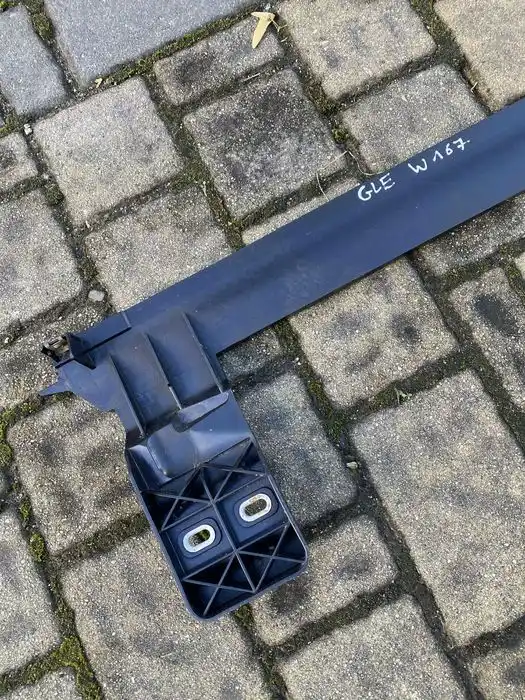 Mercedes GLE W167 Ślizg Zderzaka Tył