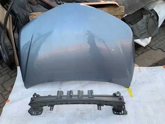 Toyota Corolla Maska Pokrywa Silnika P210 P21