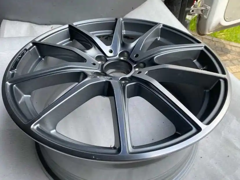 Mercedes E Klasa W213 Pojedyńcza Felga 19