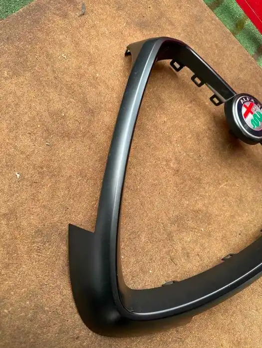 Alfa Romeo Tonale Grill Atrapa