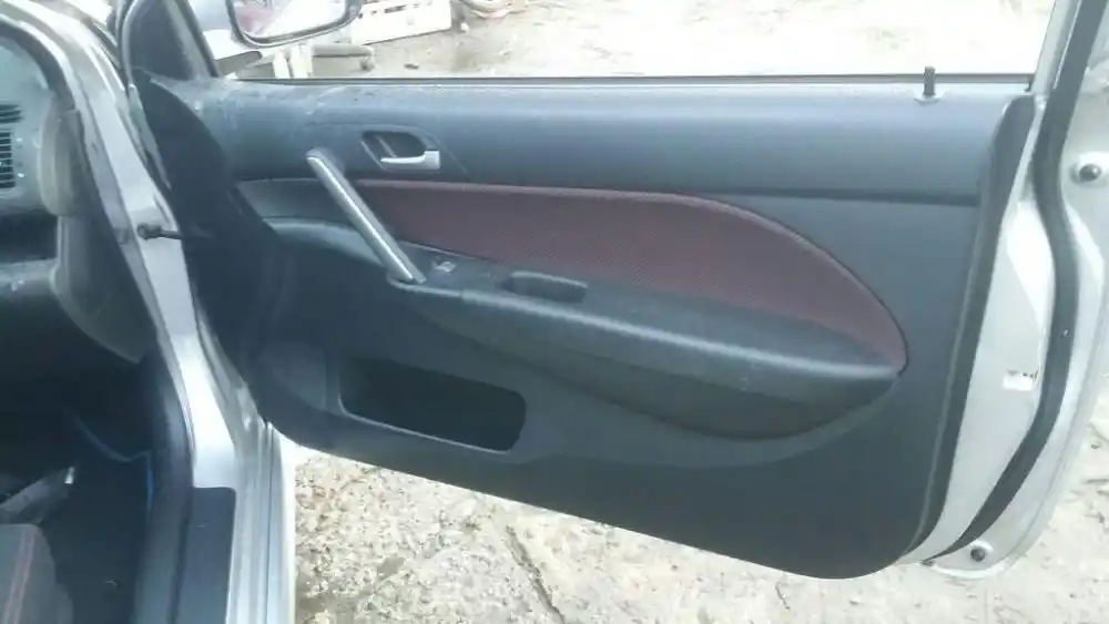 Honda Civic VII nh623m 2001- Lampa Przód Wersja Europejska
